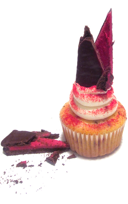 raspberri cupcakes: Tim Tam Cake